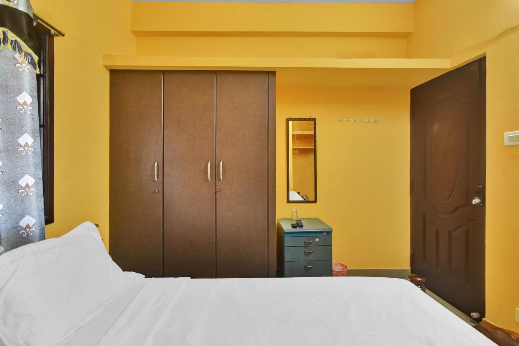 Hotel Oyo Olympia Pleasant 3*